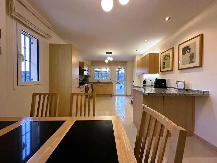 Spacious Apartment In San Roque Golf Club  サン・ロケ