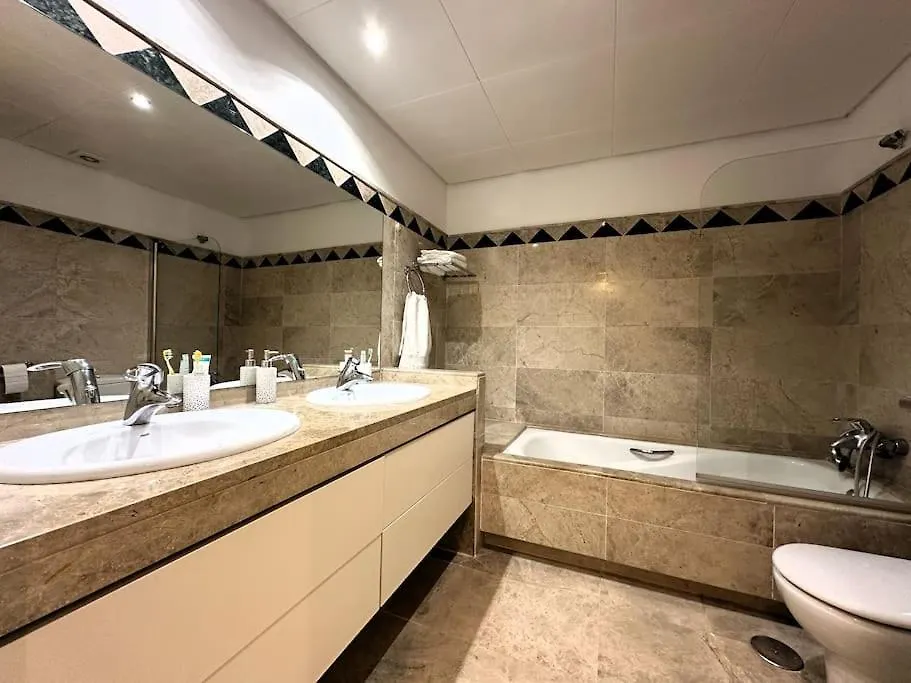 Spacious Apartment In San Roque Golf Club
