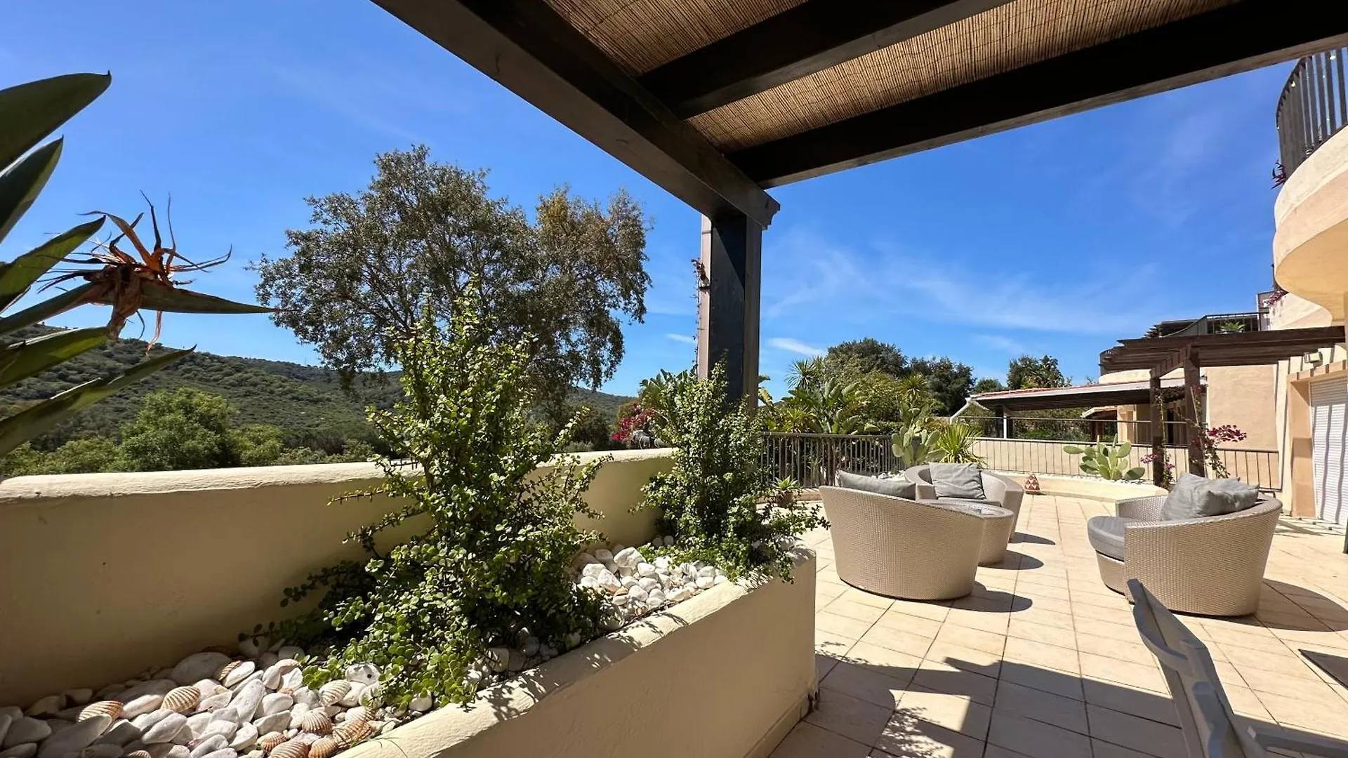 Spacious Apartment In San Roque Golf Club Spain